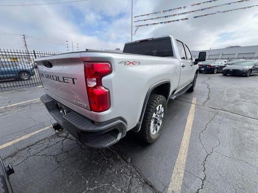 2022 Chevrolet Silverado 2500 Custom