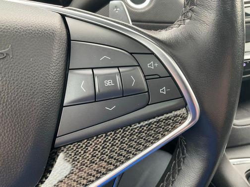 2023 Cadillac XT5 Sport
