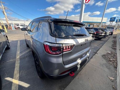 2024 Jeep Compass Trailhawk