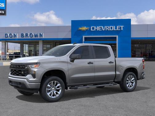 Sterling Gray Metallic 2026 Chevrolet Silverado 1500 Custom