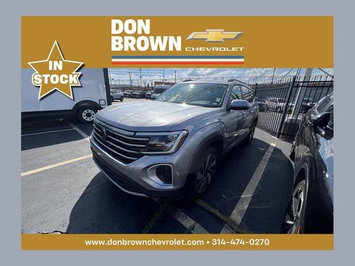 Silver Mist Metallic 2024 Volkswagen Atlas 2.0T SE w/Technology 4MOTION