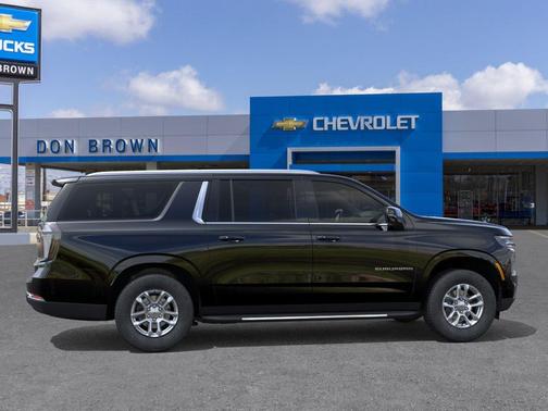 Black 2026 Chevrolet Suburban LT