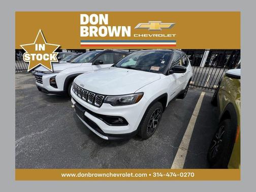 Bright White Clearcoat 2024 Jeep Compass Limited