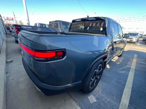 El Cap Granite 2022 Rivian R1T Adventure