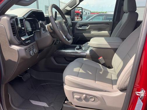 2025 Chevrolet Silverado 3500 LTZ