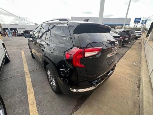 Ebony Twilight Metallic 2024 GMC Terrain SLT