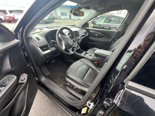 Ebony Twilight Metallic 2024 GMC Terrain SLT