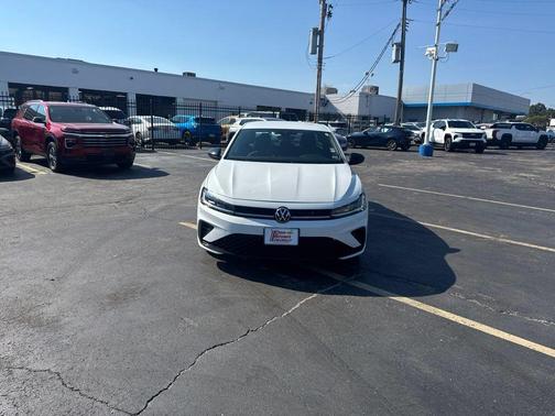 2025 Volkswagen Jetta 1.5T Sport