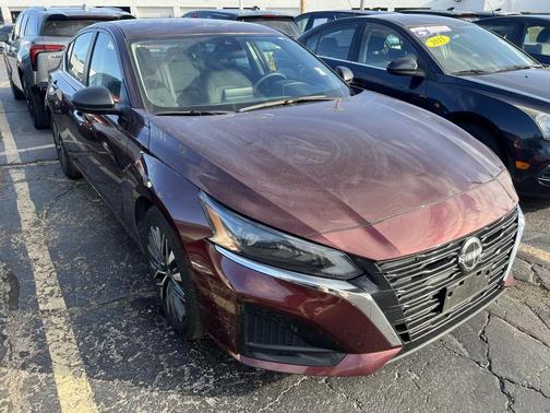 2024 Nissan Altima 2.5 SV
