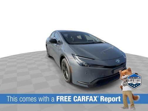 2024 Toyota Prius LE