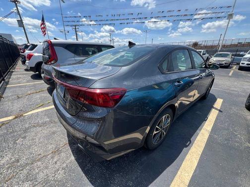 Gravity Gray 2024 Kia Forte LXS