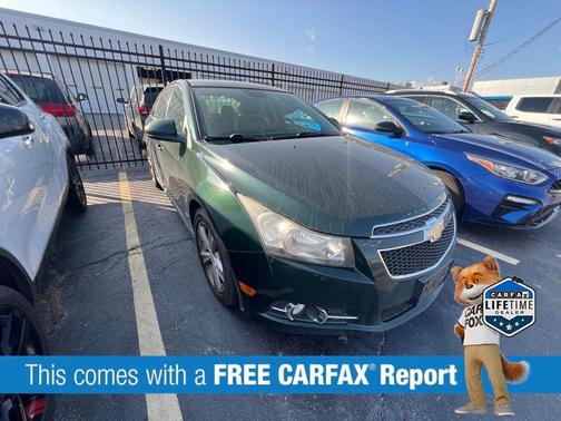 Rainforest Green Metallic 2014 Chevrolet Cruze 2LT