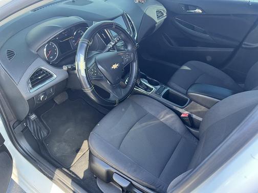 2019 Chevrolet Cruze LS