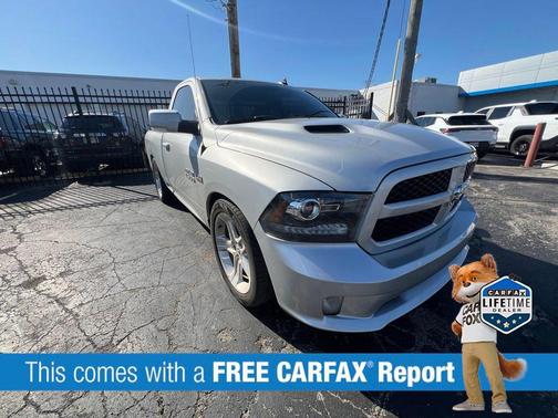 Bright Silver Metallic Clearcoat 2016 RAM 1500 Sport
