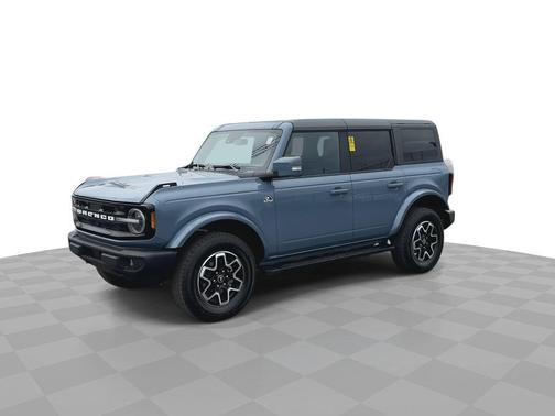 2024 Ford Bronco Outer Banks