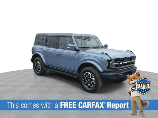 2024 Ford Bronco Outer Banks