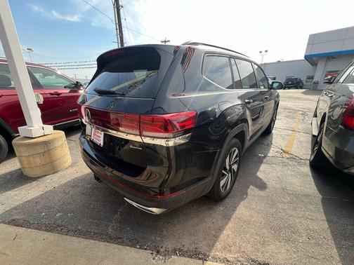 2024 Volkswagen Atlas 2.0T SE w/Technology 4MOTION