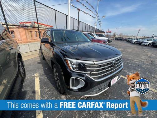 2024 Volkswagen Atlas 2.0T SE w/Technology 4MOTION