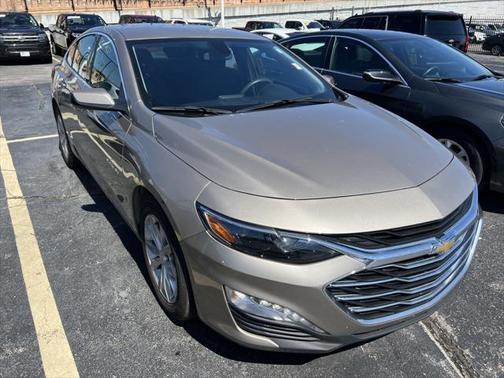 2022 Chevrolet Malibu FWD LT