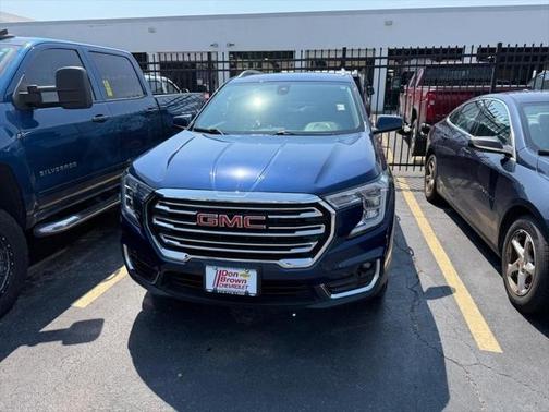 2023 GMC Terrain SLT