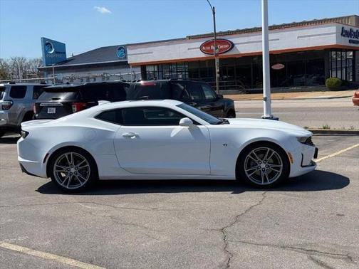 2022 Chevrolet Camaro 1LT
