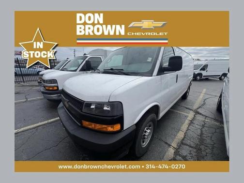Summit White 2025 Chevrolet Express 2500 LT