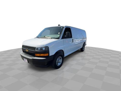 Summit White 2025 Chevrolet Express 2500 LT