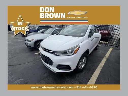 Summit White 2018 Chevrolet Trax LT