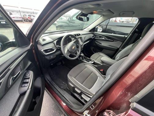 2023 Chevrolet Trailblazer LS
