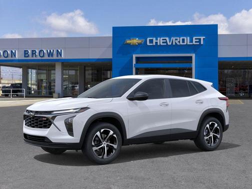Summit White 2026 Chevrolet Trax FWD 1RS