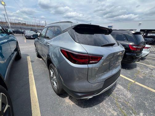 Sterling Gray Metallic 2024 Chevrolet Blazer 3LT