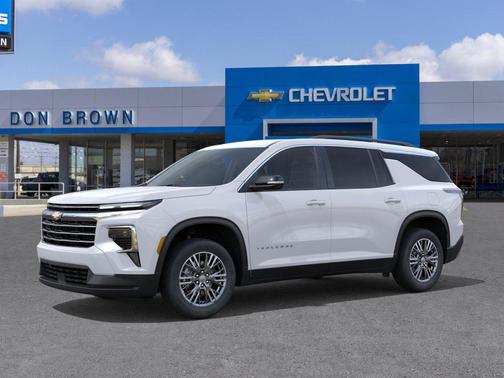 Summit White 2026 Chevrolet Traverse LT