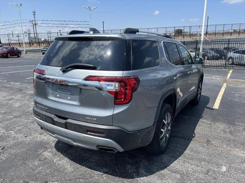 2023 GMC Acadia AWD SLT