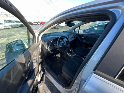 2021 Chevrolet Trax LS