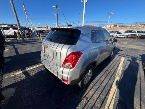 2021 Chevrolet Trax LS