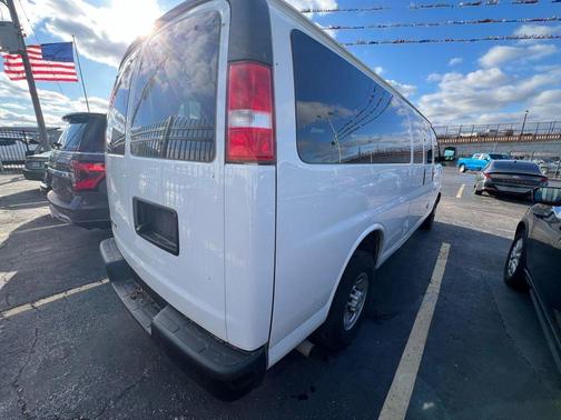 2023 Chevrolet Express 3500 RWD 3500 Extended Wheelbase LS