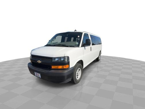 Summit White 2023 Chevrolet Express 3500 RWD 3500 Extended Wheelbase LS