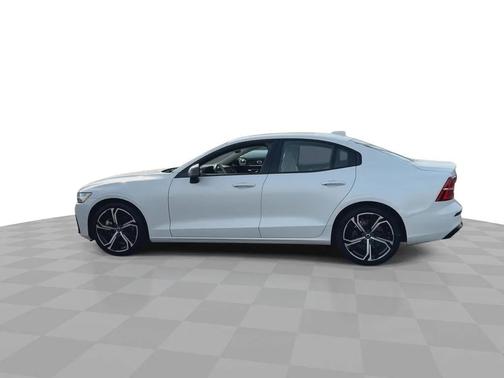 Crystal White Metallic 2024 Volvo S60 B5 Core Dark Theme