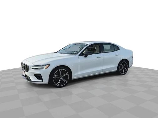 Crystal White Metallic 2024 Volvo S60 B5 Core Dark Theme