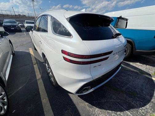 Uyuni White 2025 Genesis GV70 2.5T AWD