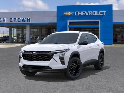 Summit White 2026 Chevrolet Trax LT