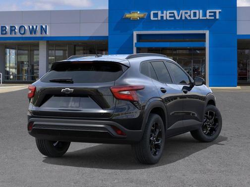 Mosaic Black Metallic 2026 Chevrolet Trax LT