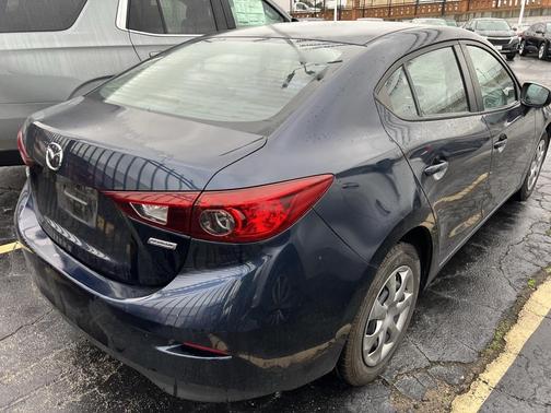 2015 Mazda Mazda3 i SV