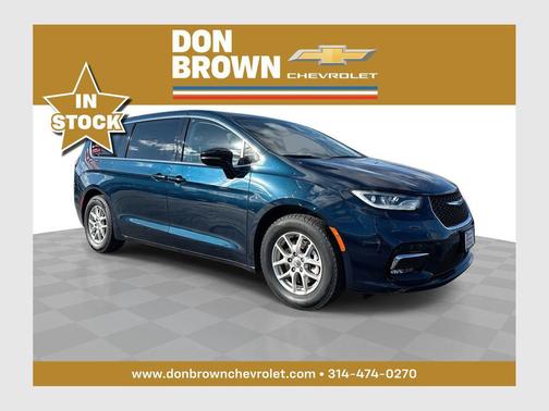 2024 Chrysler Pacifica Touring L