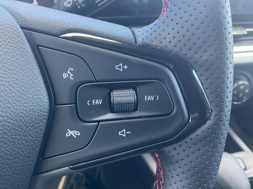 2026 Chevrolet Trax FWD 1RS