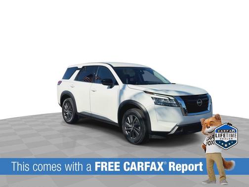 2023 Nissan Pathfinder S FWD