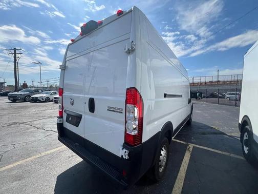 Bright White Clearcoat 2023 RAM ProMaster 2500 High Roof