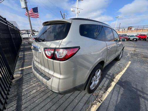 2017 Chevrolet Traverse 1LT