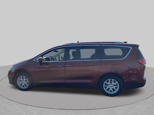 Velvet Red Pearlcoat 2021 Chrysler Pacifica Touring L