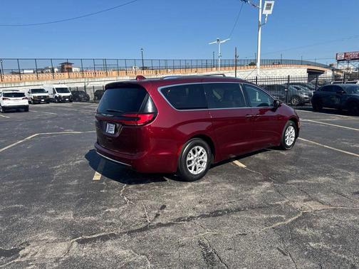 Velvet Red Pearlcoat 2021 Chrysler Pacifica Touring L